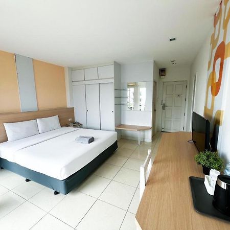 סי ראצ'ה Nana Chat Bangsaen Hotel מראה חיצוני תמונה