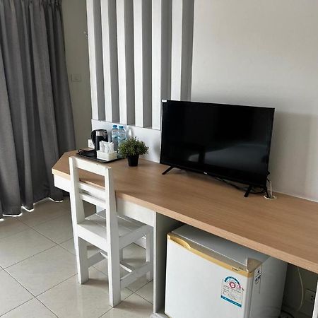 סי ראצ'ה Nana Chat Bangsaen Hotel מראה חיצוני תמונה