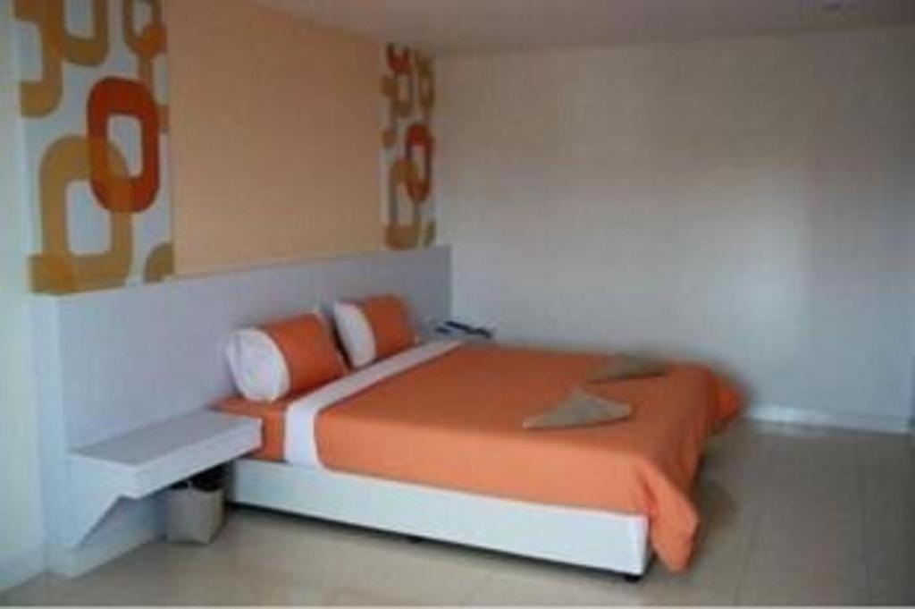 סי ראצ'ה Nana Chat Bangsaen Hotel מראה חיצוני תמונה