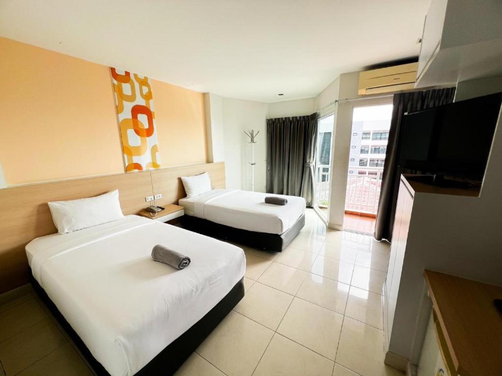 סי ראצ'ה Nana Chat Bangsaen Hotel מראה חיצוני תמונה