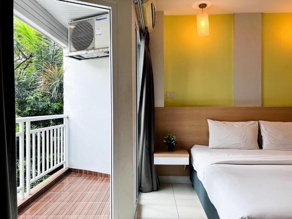 סי ראצ'ה Nana Chat Bangsaen Hotel מראה חיצוני תמונה